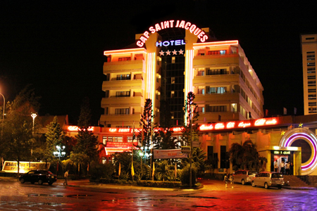 Đặt phòng khách sạn